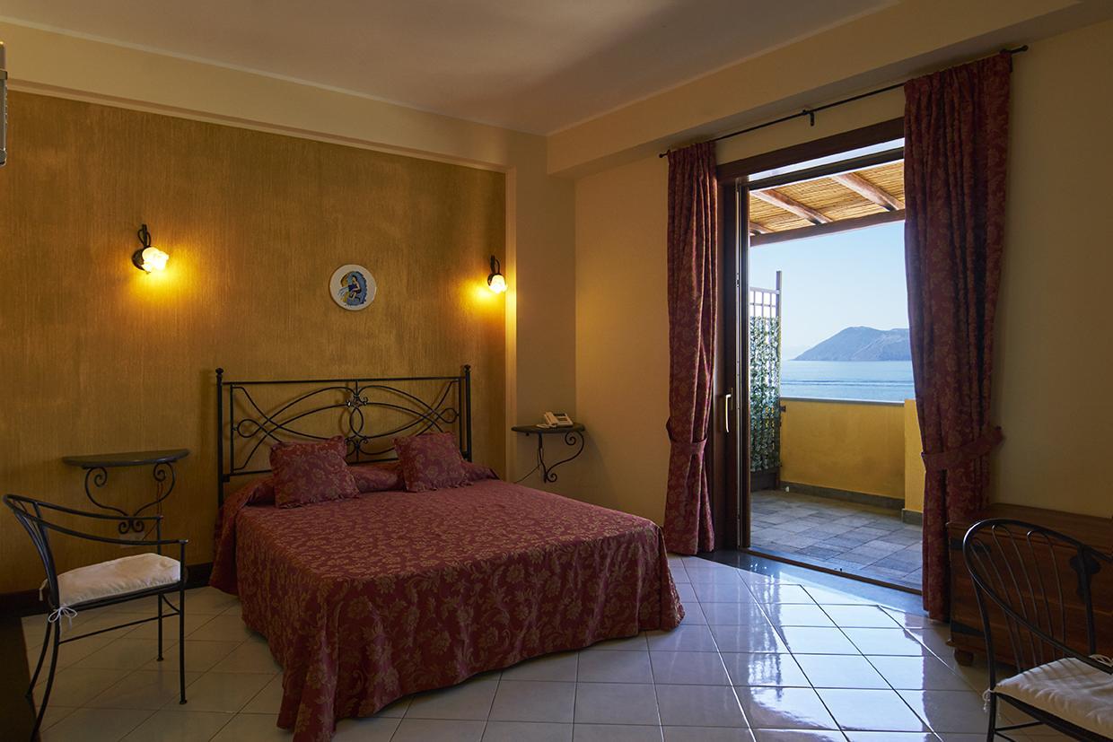 Hotel A Pinnata Lipari  Eksteriør bilde